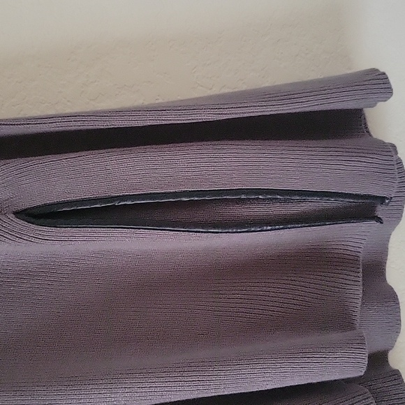 Sweater cape - Picture 2 of 3